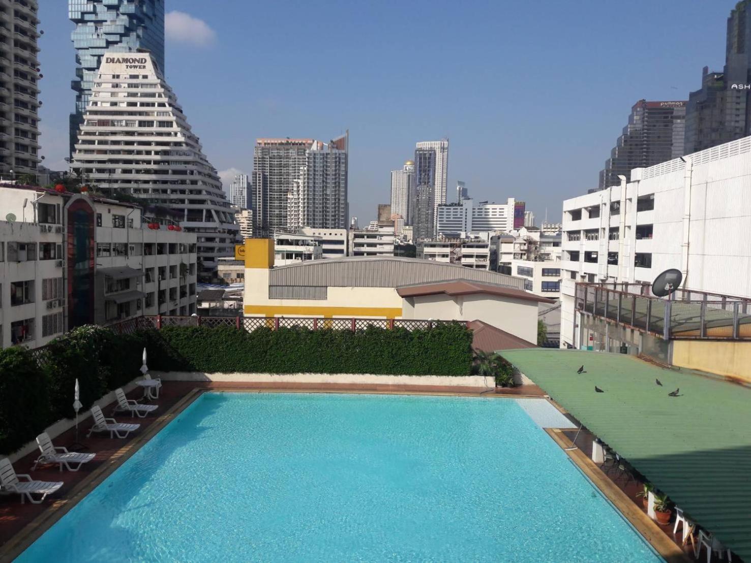 Panoramic City View Room At Silom Bangkok Zewnętrze zdjęcie